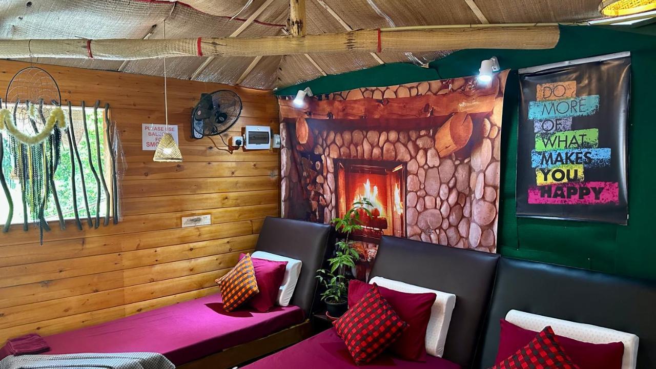 A Lounge Hostel And Cafe Ella Εξωτερικό φωτογραφία