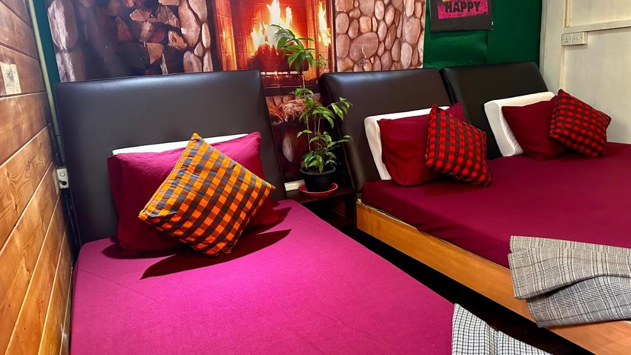 A Lounge Hostel And Cafe Ella Εξωτερικό φωτογραφία