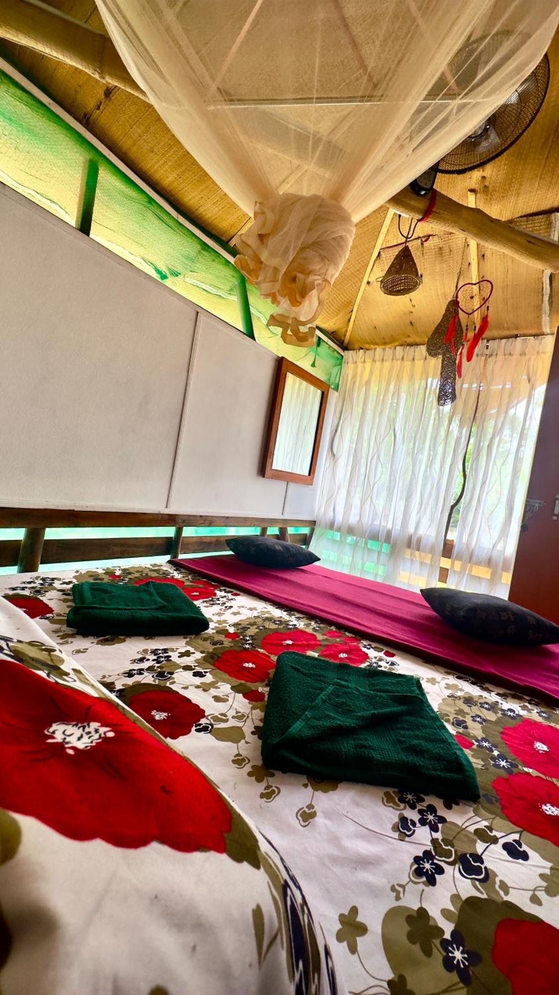 A Lounge Hostel And Cafe Ella Εξωτερικό φωτογραφία