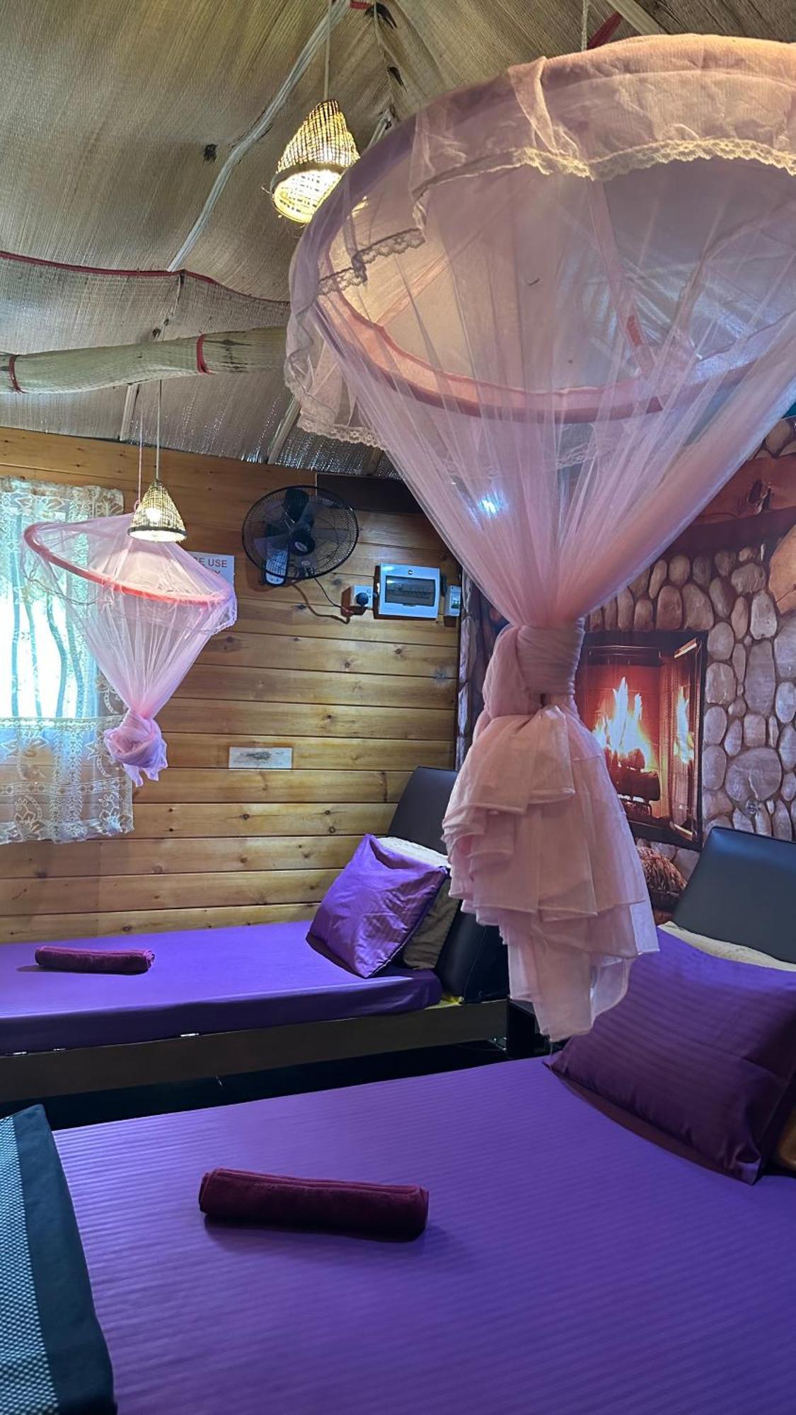 A Lounge Hostel And Cafe Ella Εξωτερικό φωτογραφία