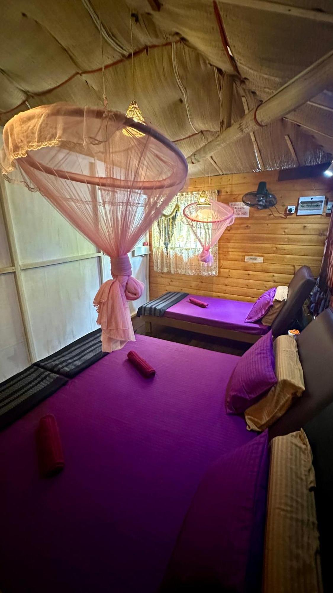 A Lounge Hostel And Cafe Ella Εξωτερικό φωτογραφία